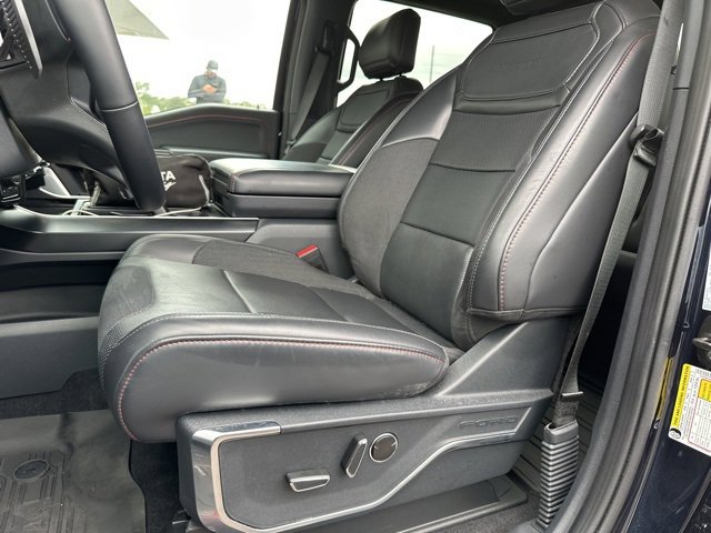 Used 2025 Ford F150 Raptor image 19