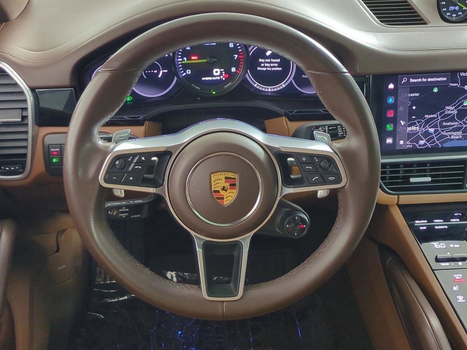 Certified 2022 Porsche Cayenne E-Hybrid Coupe AWD/4WD image 16