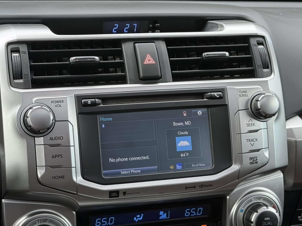 Used 2019 Toyota 4Runner Limited AWD/4WD image 15