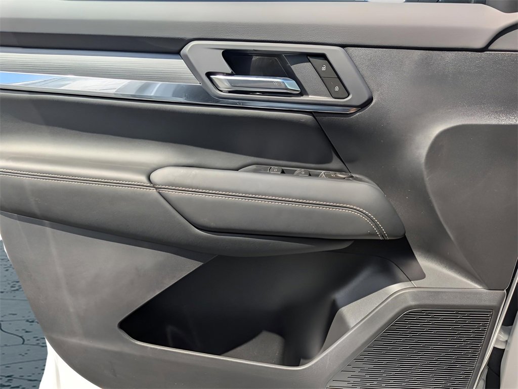 New 2026 GMC Terrain Elevation w/ Black Edition image 12