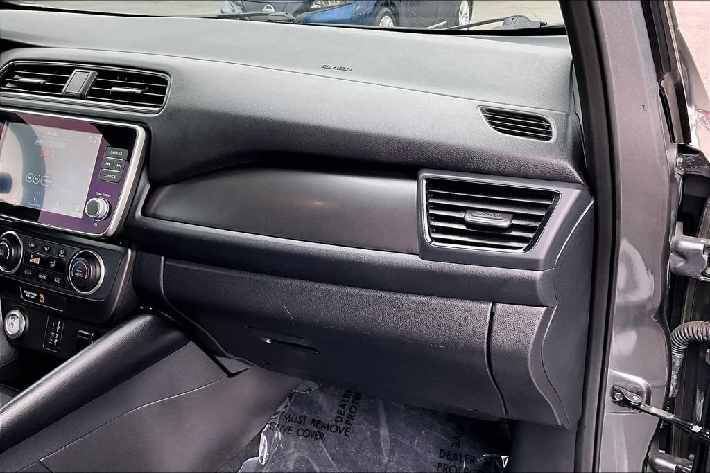 Used 2025 Nissan Leaf S FWD image 28