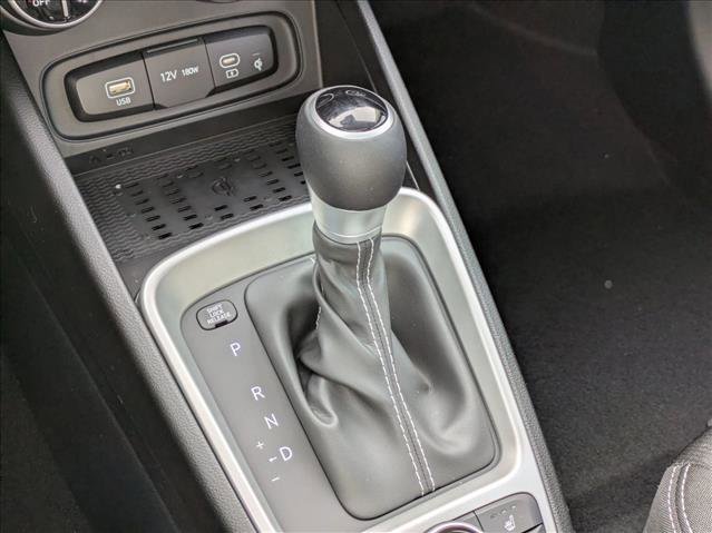 New 2026 Hyundai Venue SEL FWD image 17