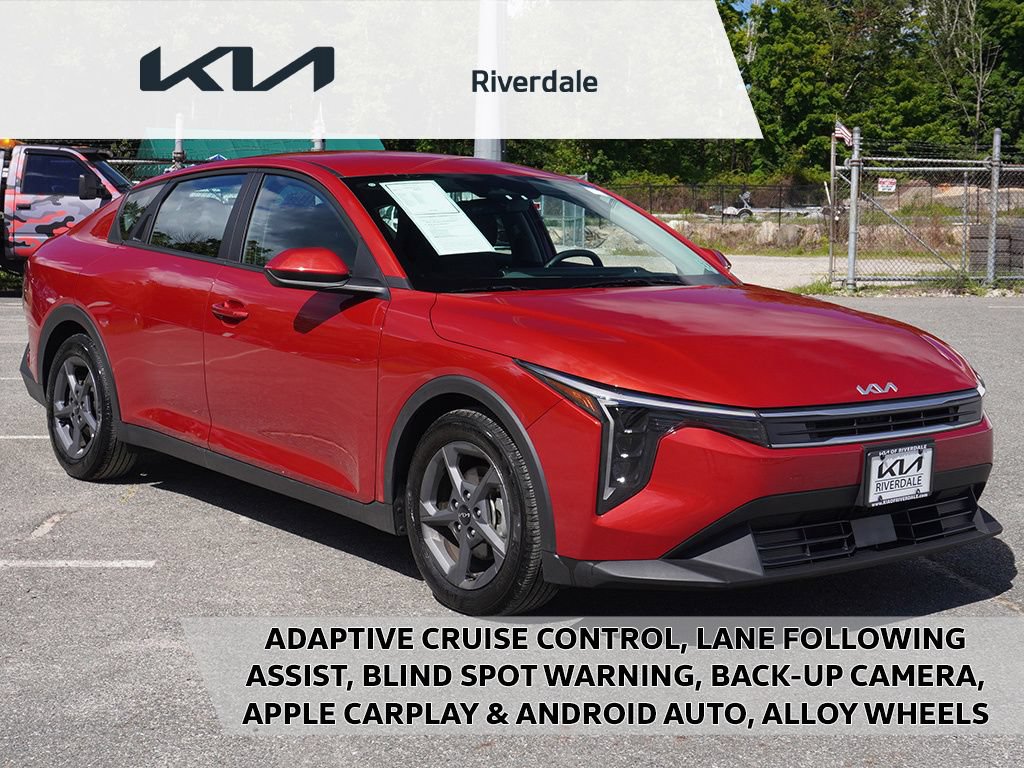 Certified 2025 Kia K4 FWD image 1