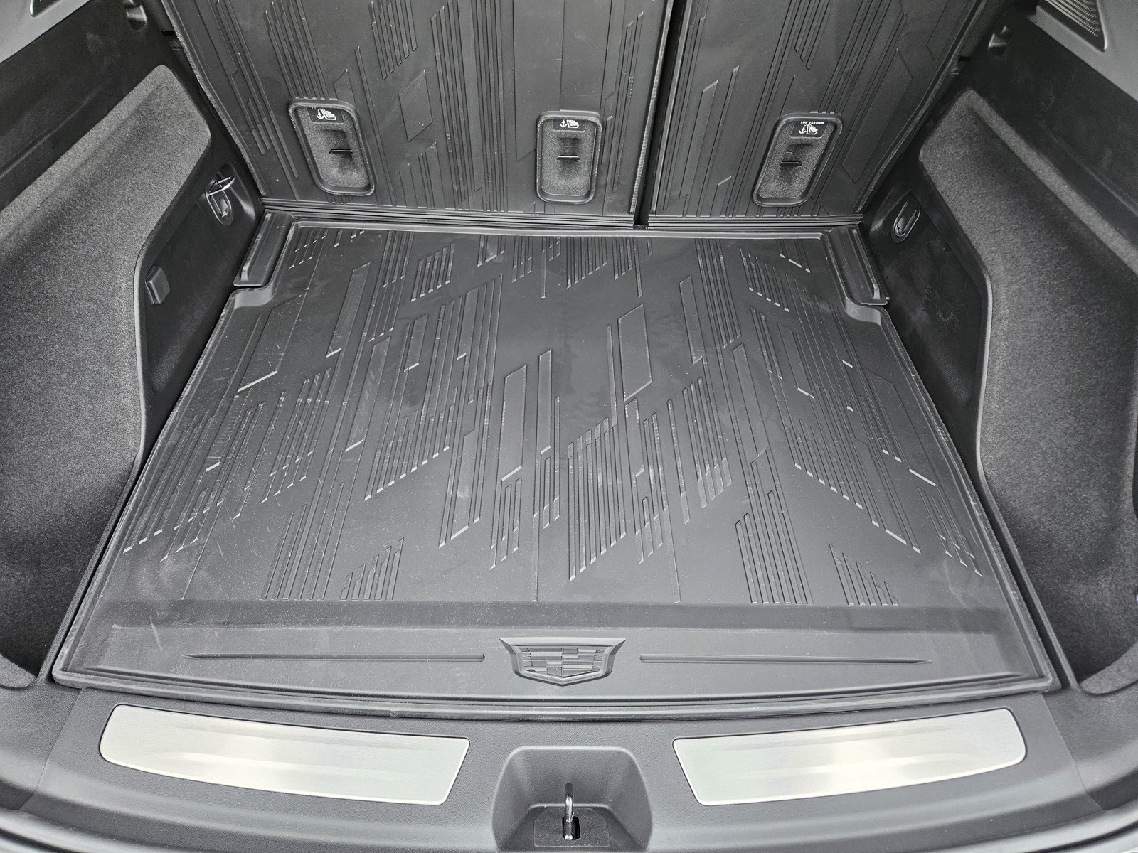 New 2026 Cadillac Optiq Luxury 1 RWD image 22
