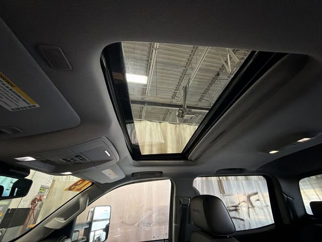 Certified 2019 GMC Sierra 2500 Denali w/ Duramax Plus Package AWD/4WD image 23