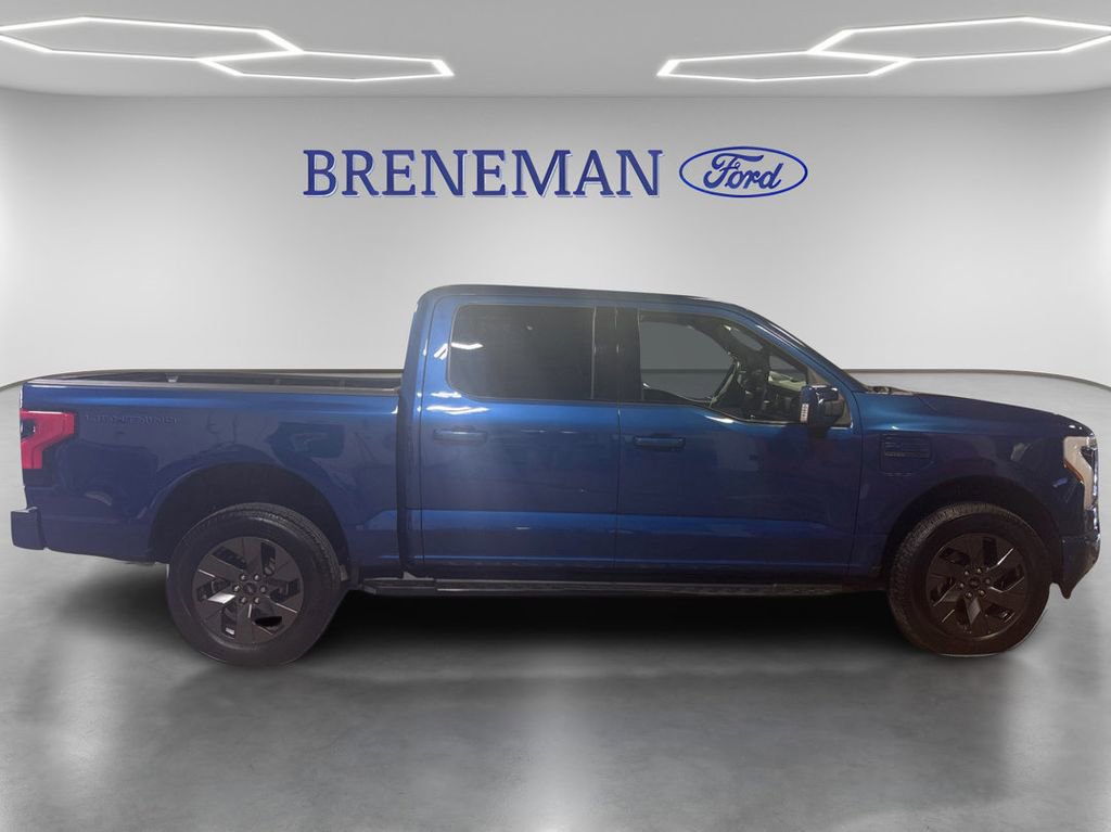 Used 2022 Ford F150 Lightning Lariat w/ Max Trailer Tow Package image 4