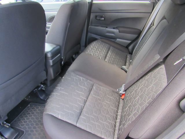 Used 2024 Mitsubishi Outlander Sport ES AWD/4WD image 14