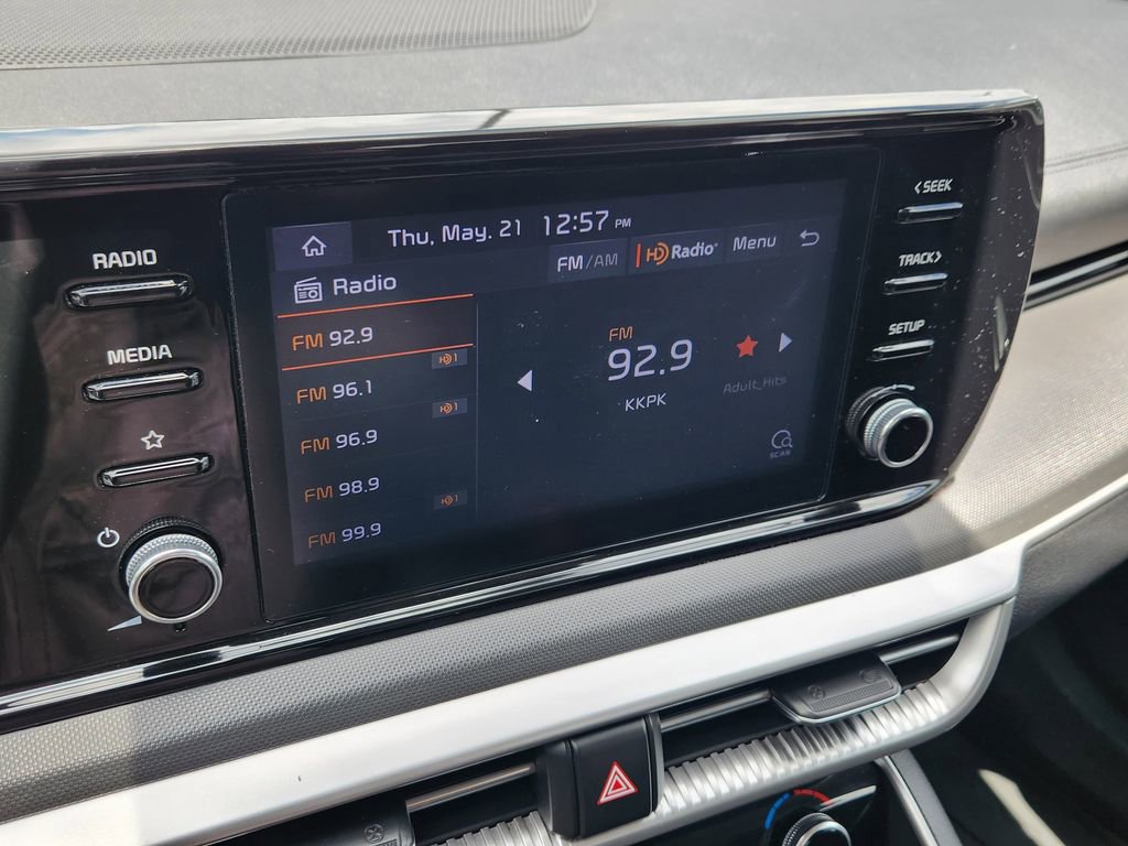 Used 2022 Kia K5 LXS AWD/4WD image 16