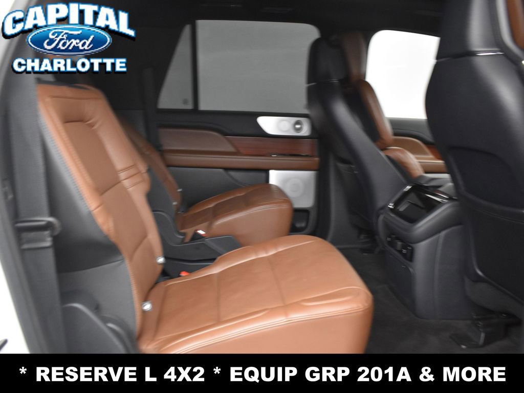 Used 2023 Lincoln Navigator L Reserve image 12