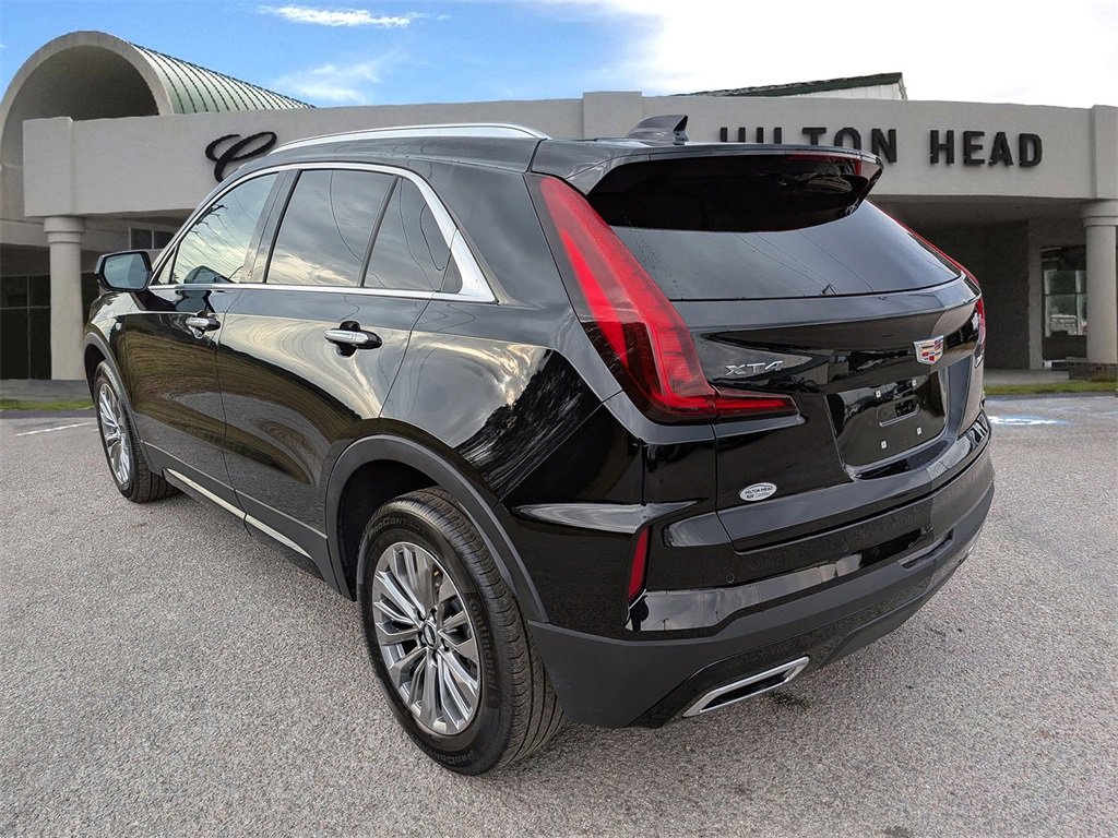 Certified 2025 Cadillac XT4 Premium Luxury image 4