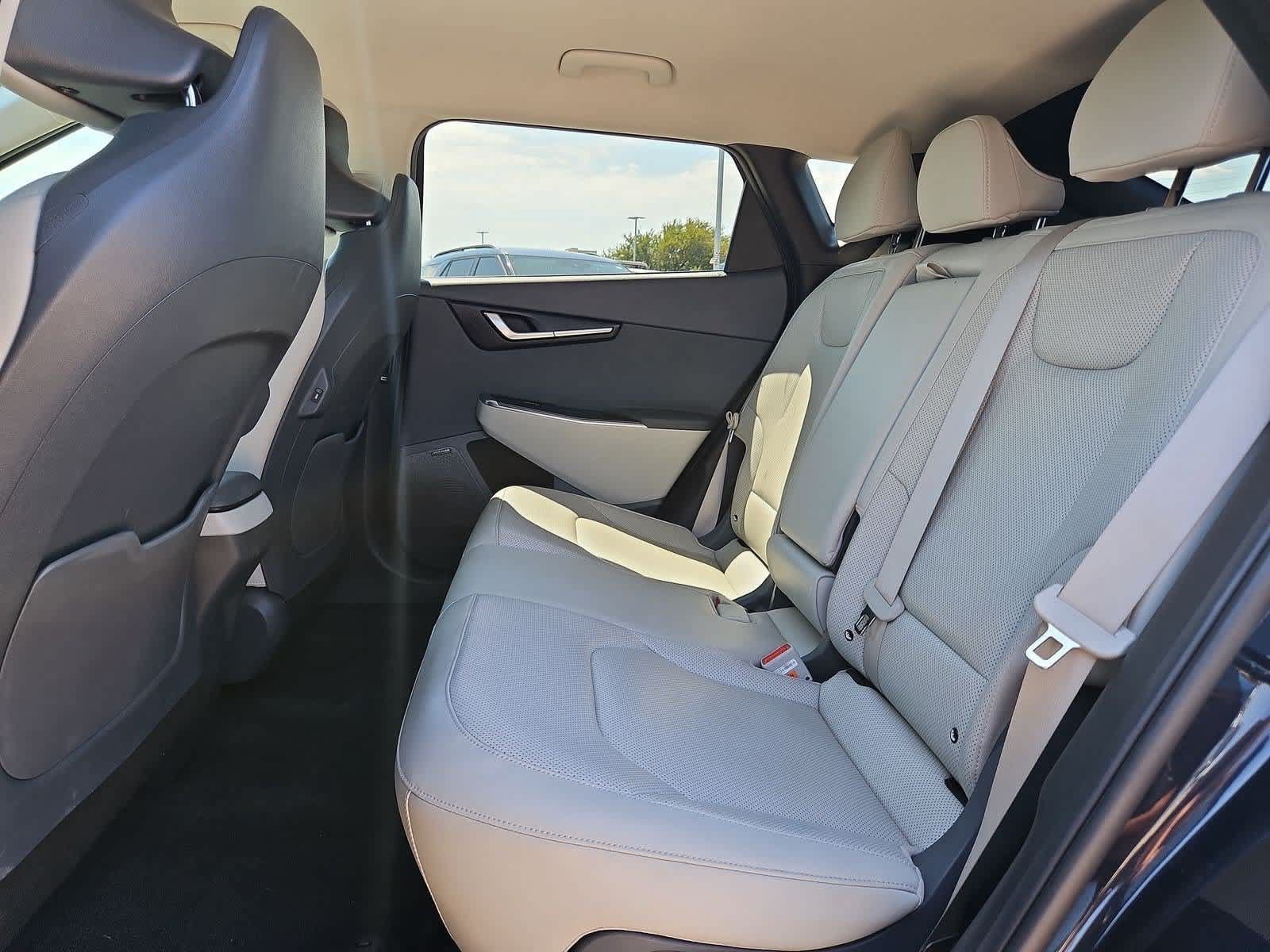 Certified 2023 Kia EV6 Wind w/ Wind Technology Package RWD image 18