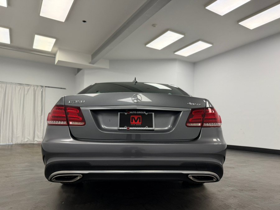 Used 2016 Mercedes-Benz E 350 4MATIC Sedan w/ Premium Package image 9