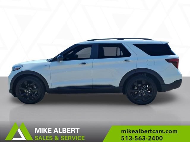 Used 2023 Ford Explorer ST-Line w/ Class IV Trailer Tow Package AWD/4WD image 4