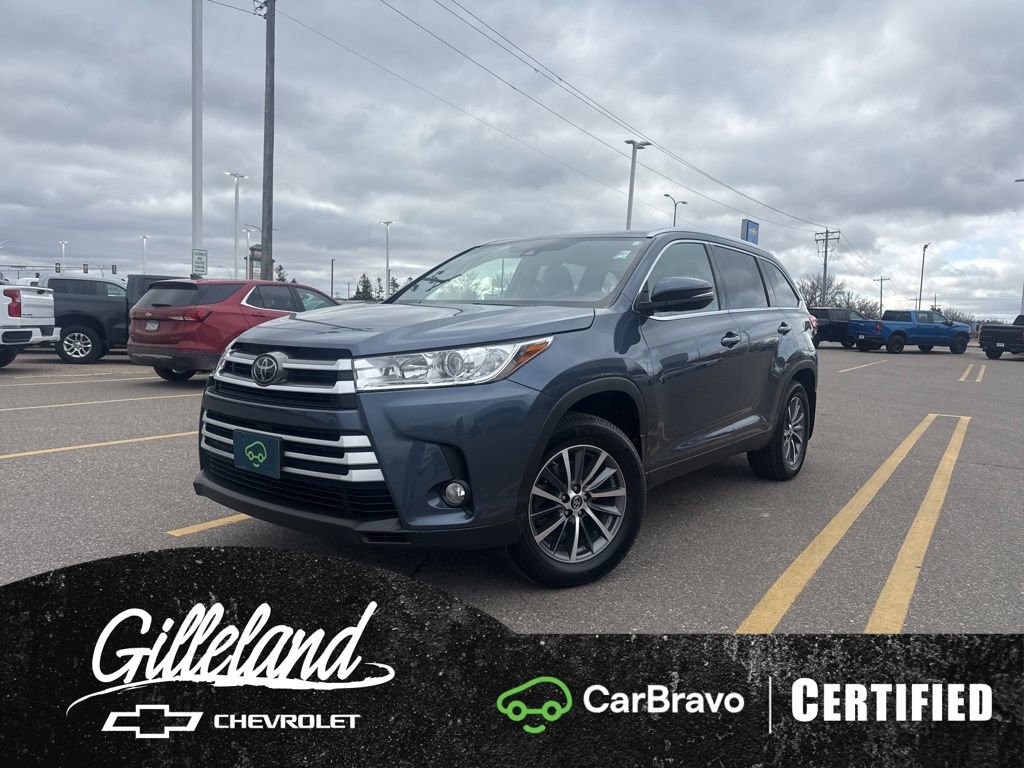 Used 2019 Toyota Highlander XLE image 1