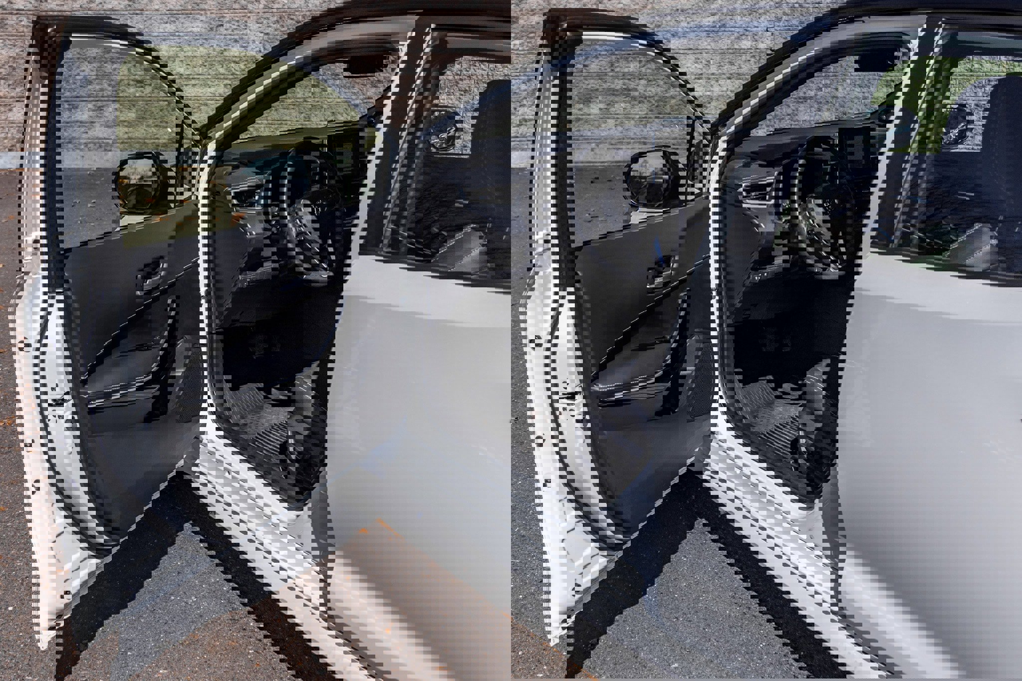 Used 2025 Toyota Corolla XSE image 23