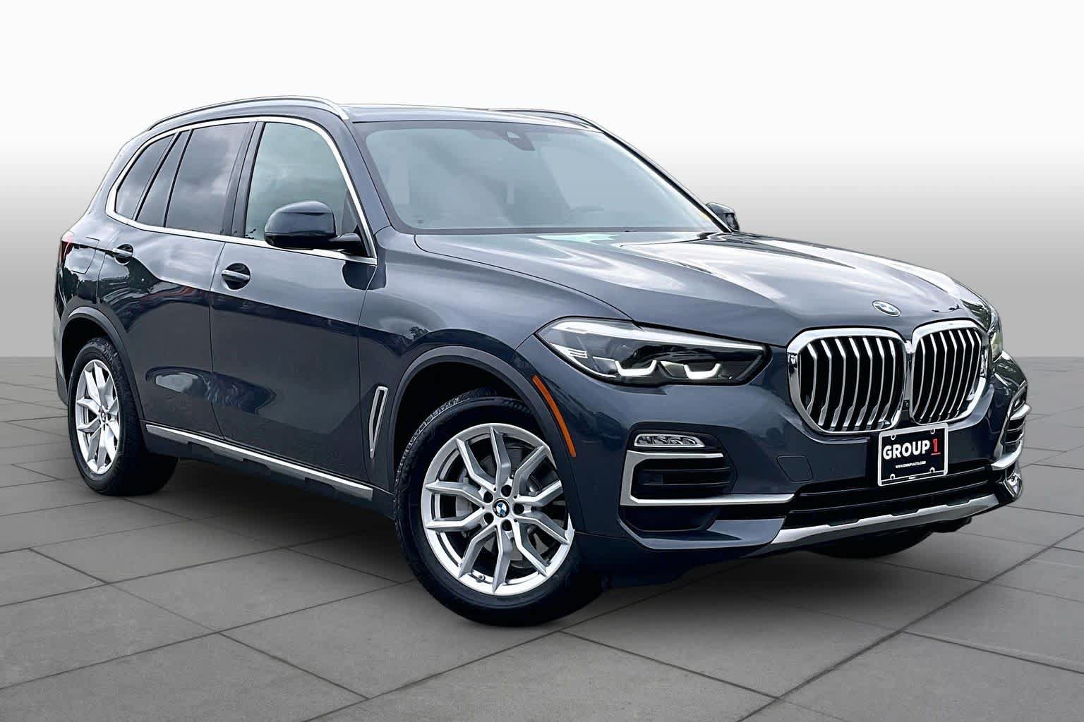 Used 2019 BMW X5 xDrive40i w/ Premium Package 2 AWD/4WD image 2