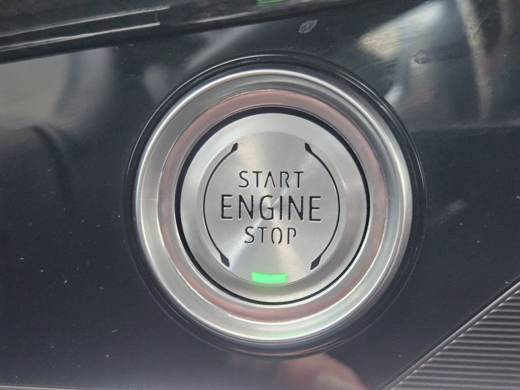 Used 2022 Chevrolet Corvette Stingray Premium Conv w/ Z51 Performance Package image 23