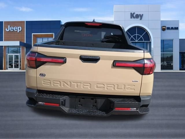 Used 2023 Hyundai Santa Cruz SE w/ Cargo Package image 4