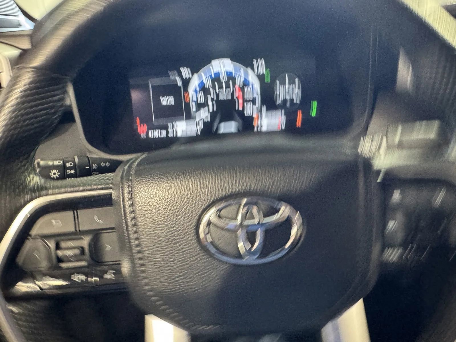 Used 2022 Toyota Tundra Platinum w/ Advanced Package RWD image 22