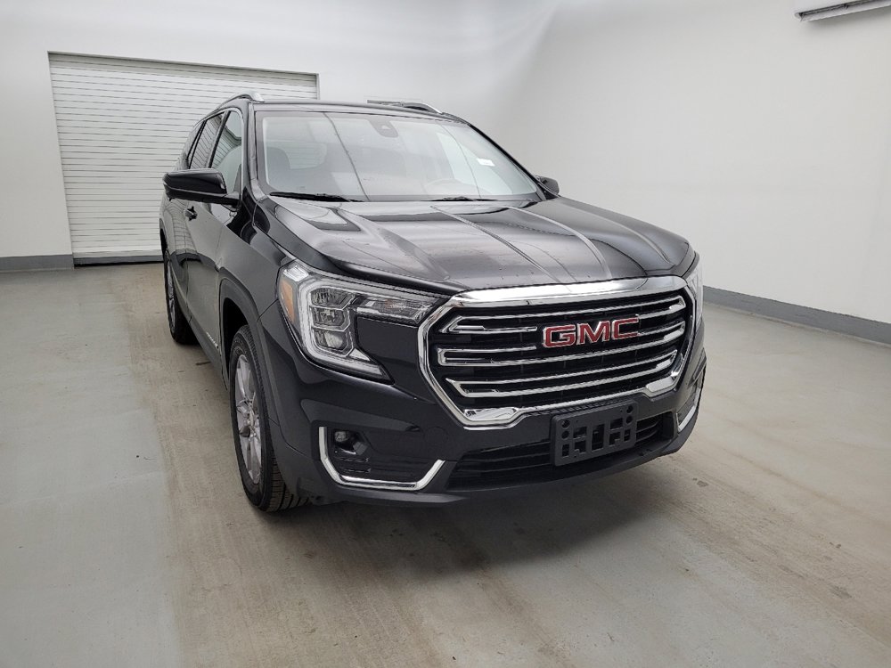 Used 2024 GMC Terrain SLT image 14