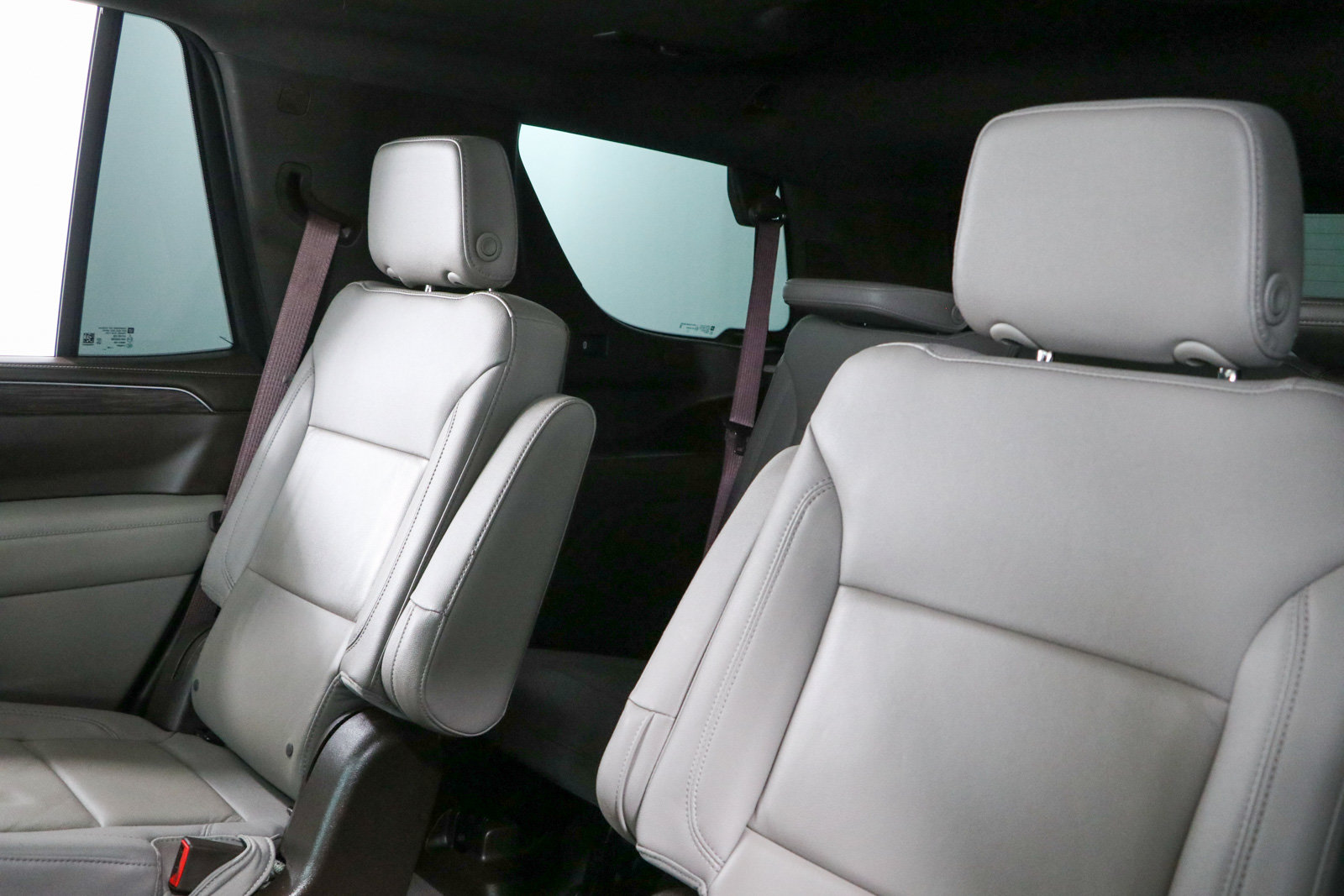 Used 2024 Chevrolet Tahoe LT w/ LT Signature Package RWD image 28