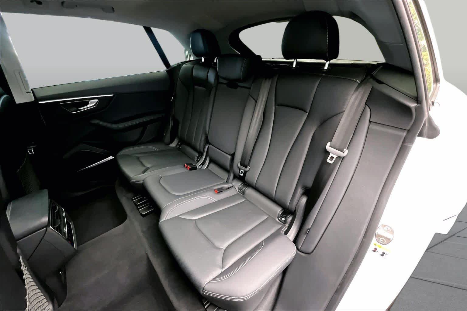 Used 2023 Audi Q8 Premium Plus w/ Premium Plus Package AWD/4WD image 20