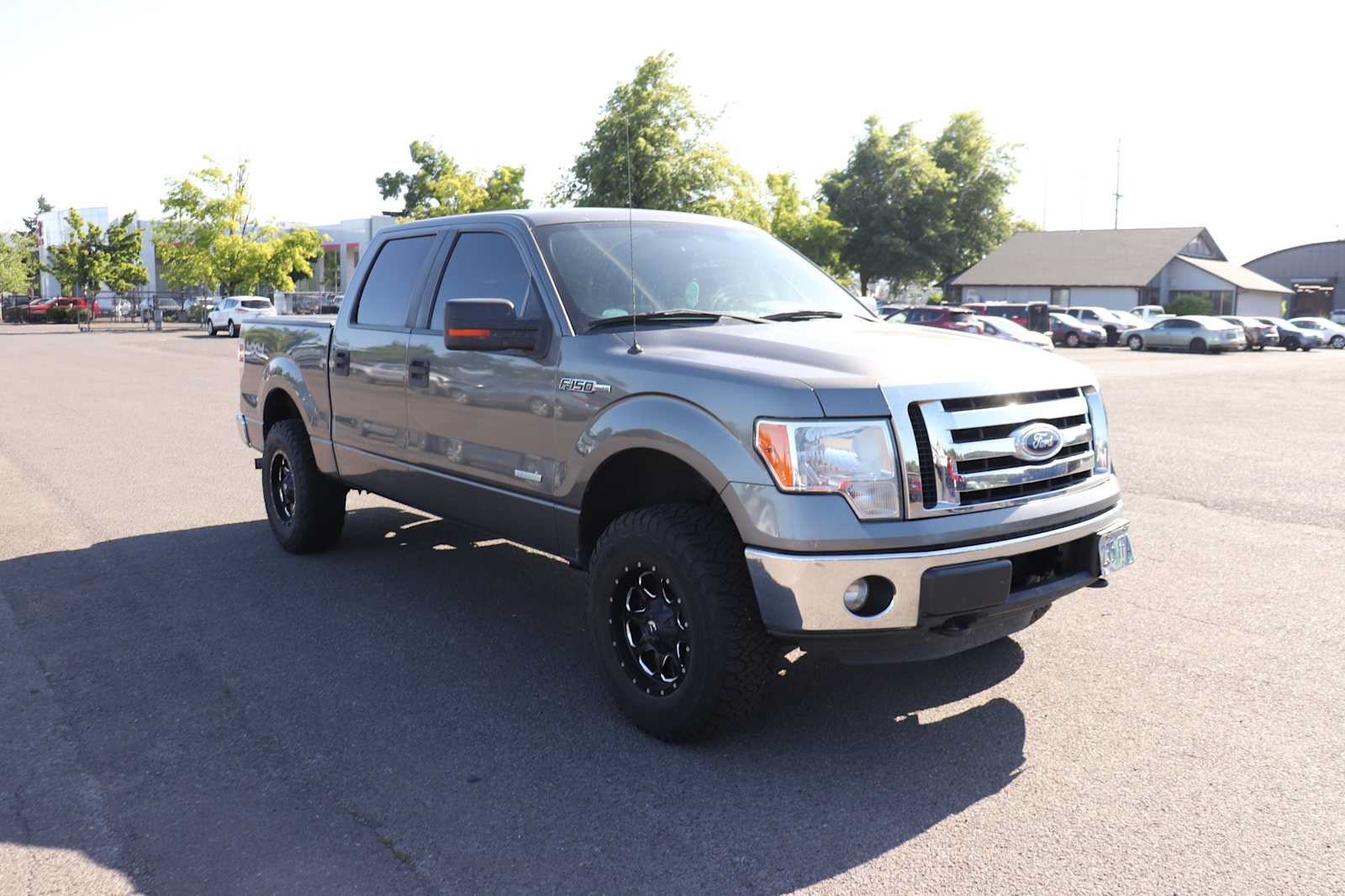 Used 2011 Ford F150 XLT w/ XLT Convenience Pkg AWD/4WD image 3