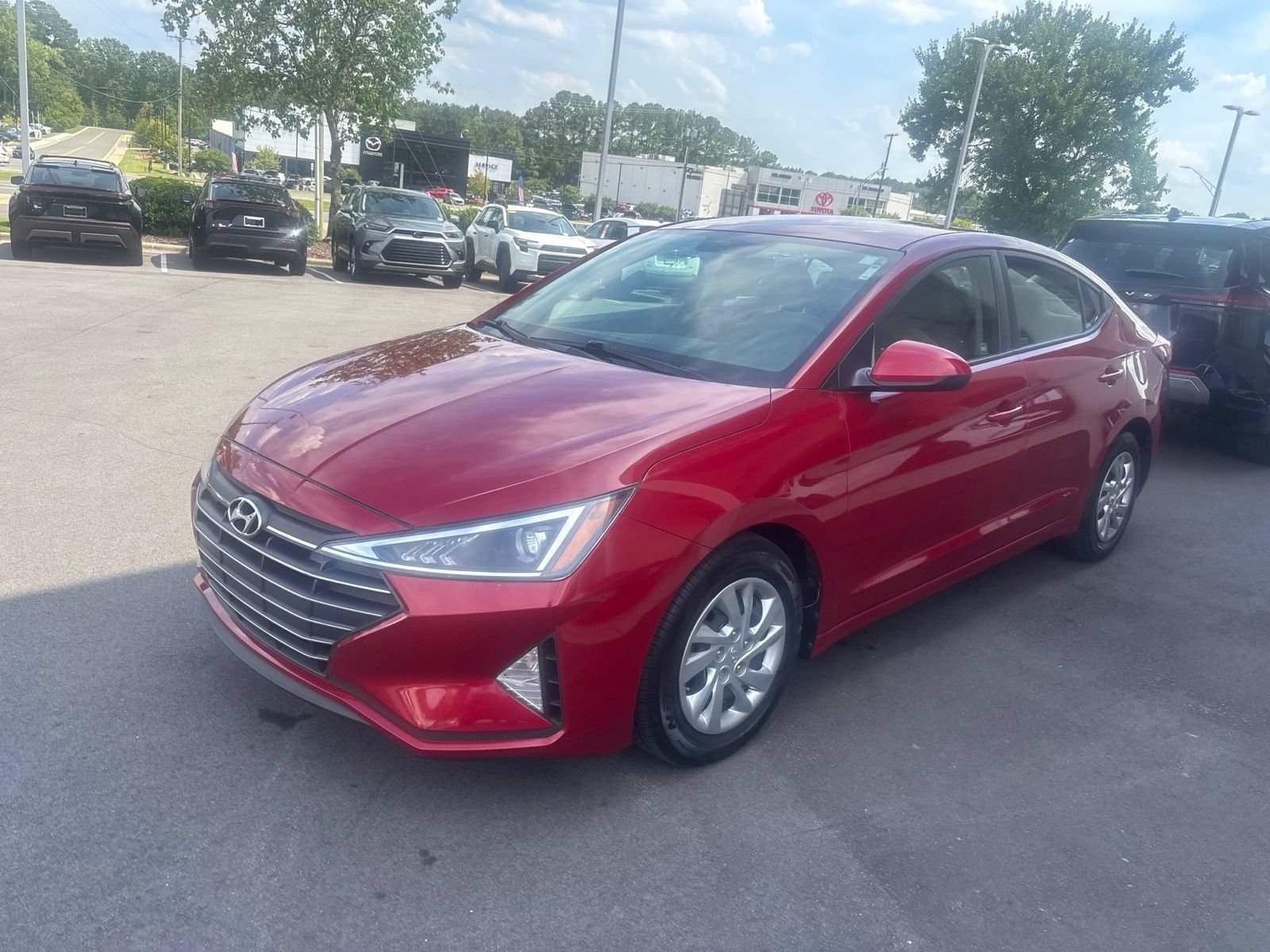 Used 2019 Hyundai Elantra SE FWD image 6