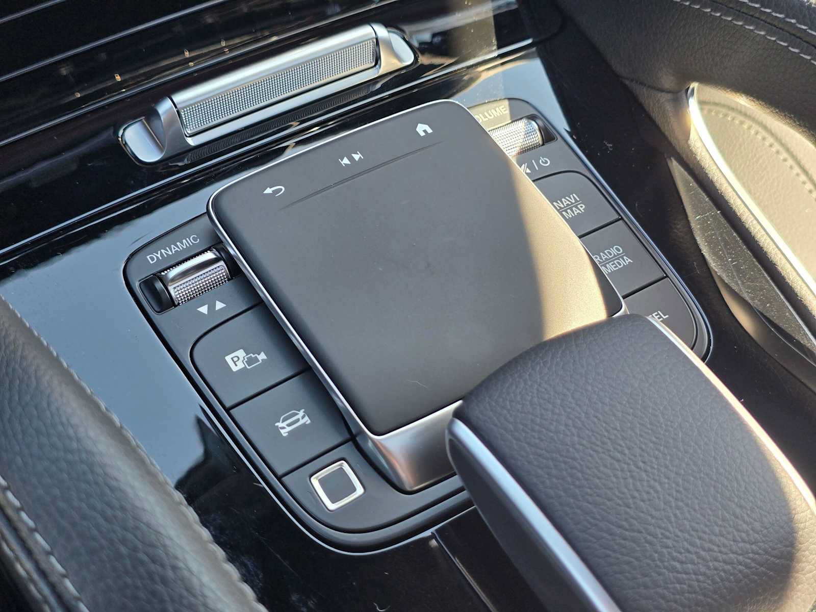 Used 2026 Mercedes-Benz GLS 450 4MATIC image 38