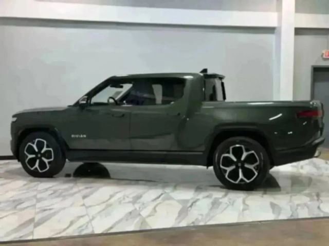 Used 2022 Rivian R1T Adventure AWD/4WD image 40
