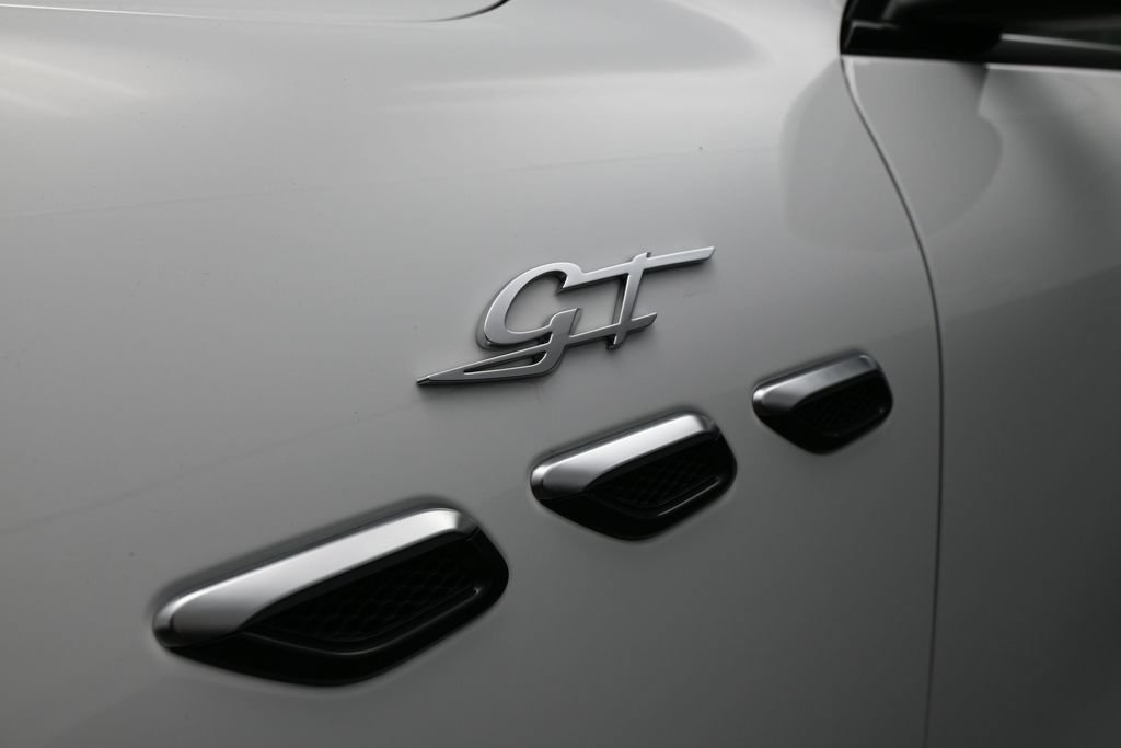 Used 2023 Maserati Grecale GT AWD/4WD image 9