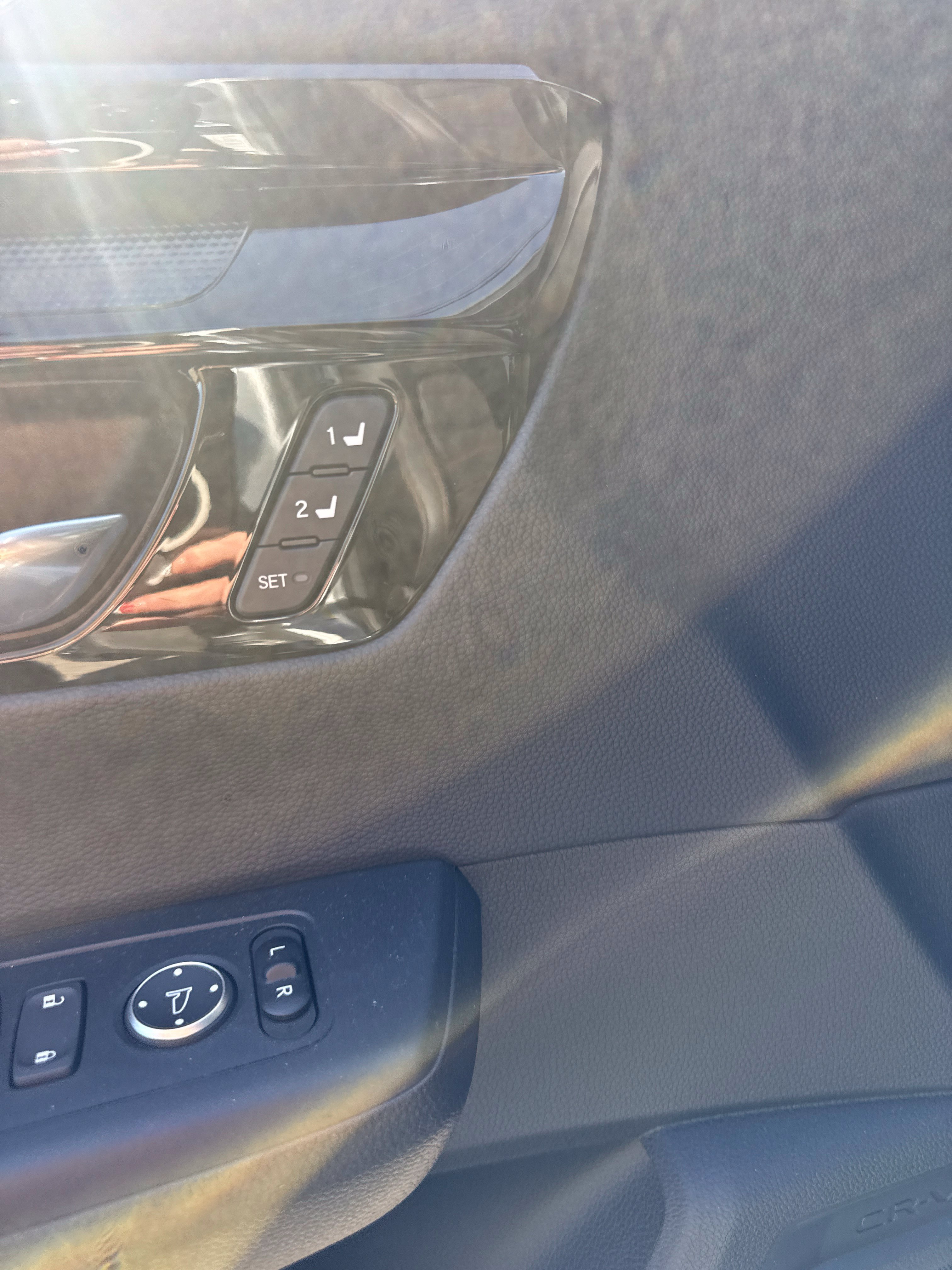 Used 2025 Honda CR-V Sport Touring image 9