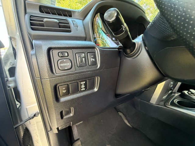Used 2014 Toyota 4Runner Limited image 33