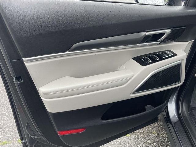 Used 2022 Kia Telluride S image 18
