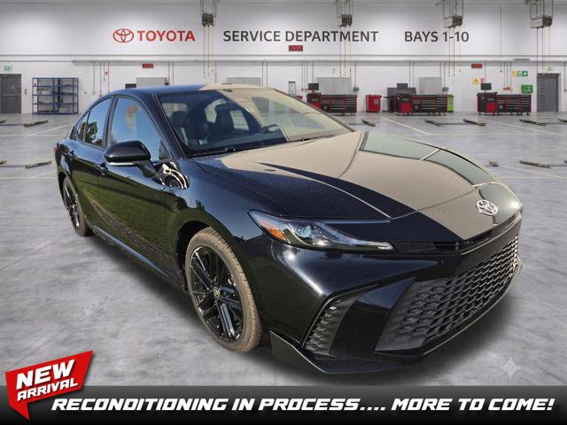 Used 2025 Toyota Camry SE