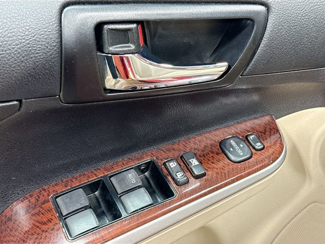 Used 2014 Toyota Camry XLE image 19