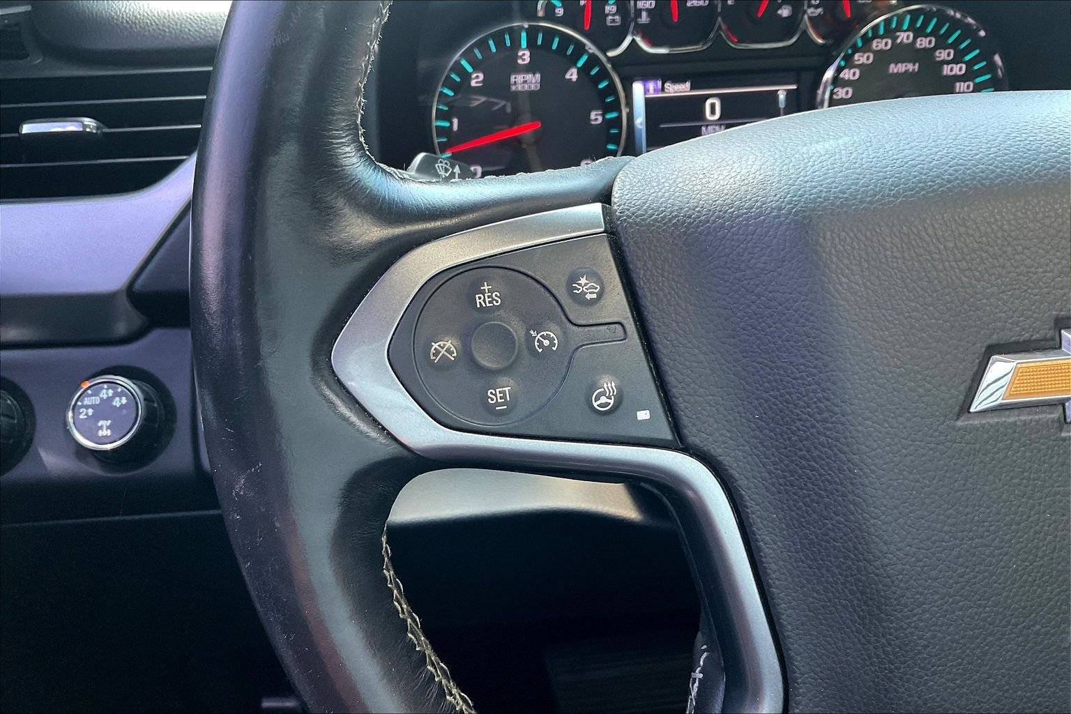 Used 2015 Chevrolet Suburban LTZ AWD/4WD image 11