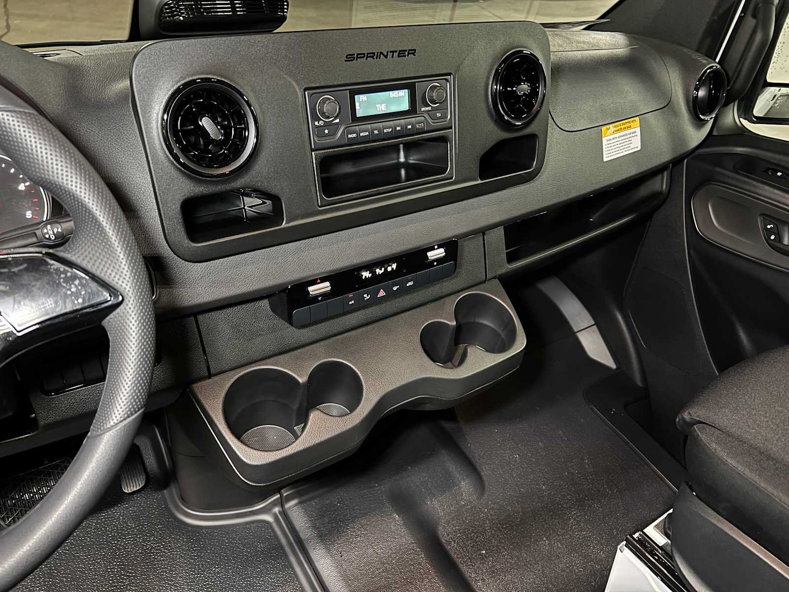 Used 2025 Mercedes-Benz Sprinter 2500 image 29