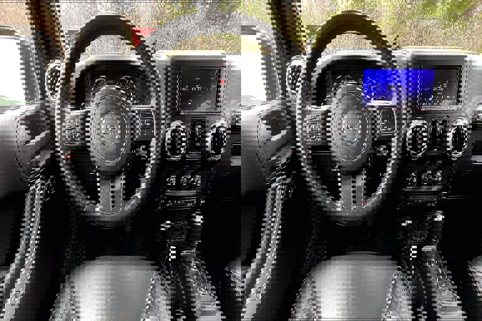 Used 2015 Jeep Wrangler Unlimited Sahara w/ Dual Top Group image 6