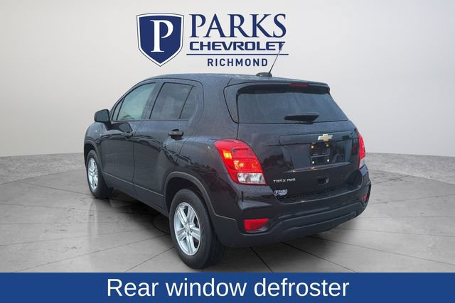 Used 2020 Chevrolet Trax LS w/ Tint and Cruise Package AWD/4WD image 5