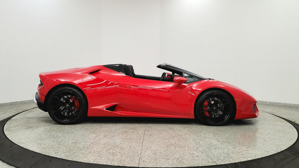 Used 2017 Lamborghini Huracan LP 580-2 RWD image 6