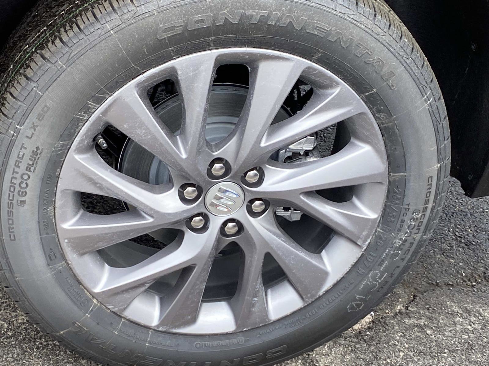 New 2026 Buick Enclave Preferred w/ Power Package image 3