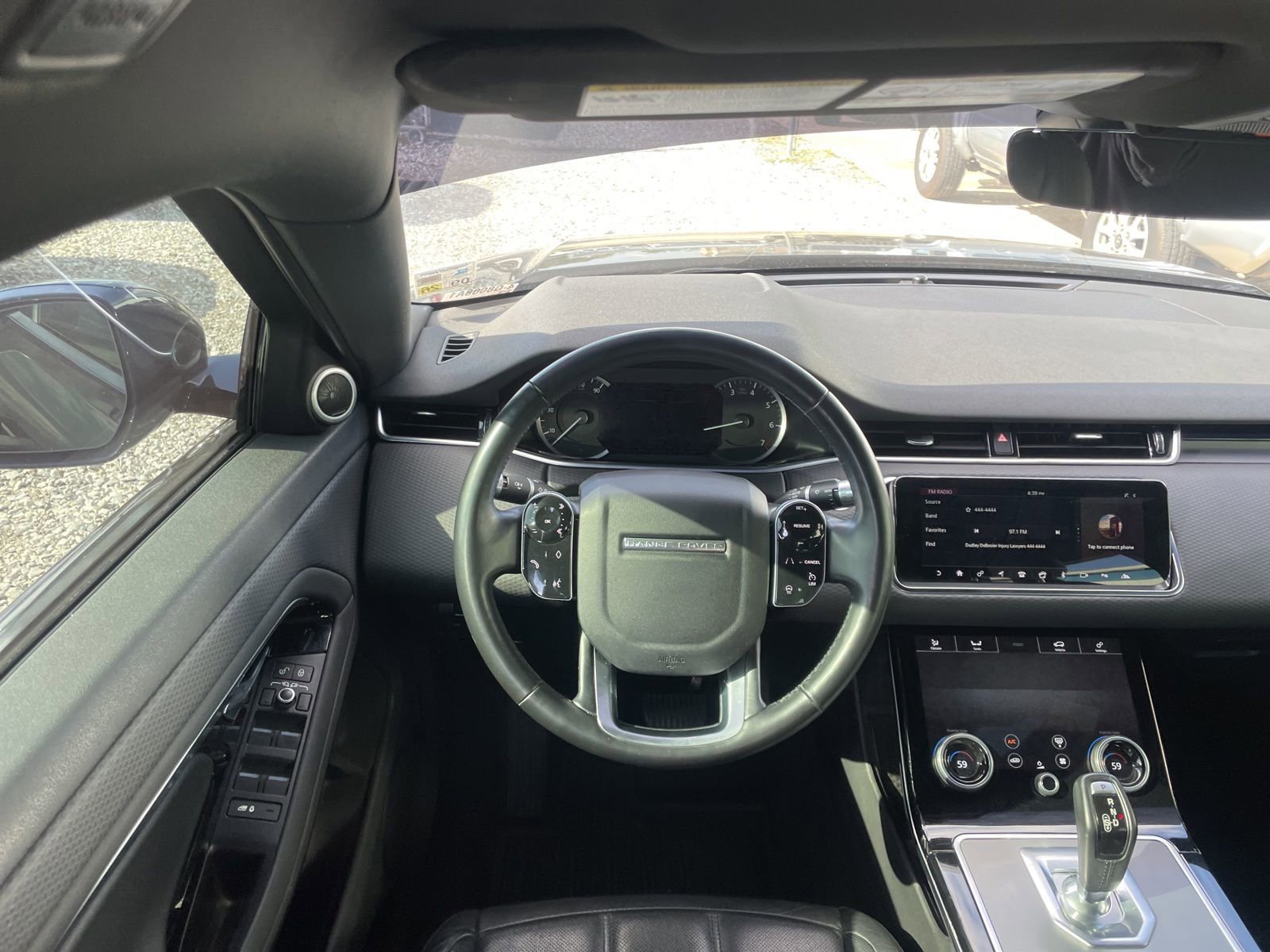 Used 2020 Land Rover Range Rover Evoque S image 11