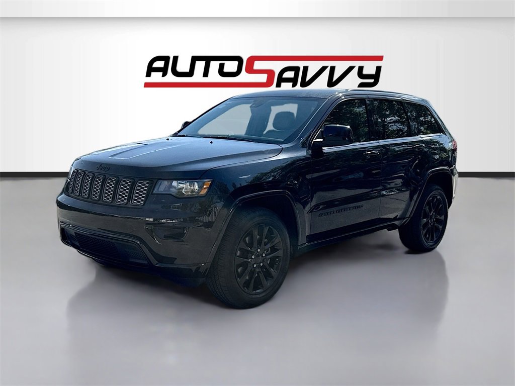 Used 2022 Jeep Grand Cherokee Laredo X image 3