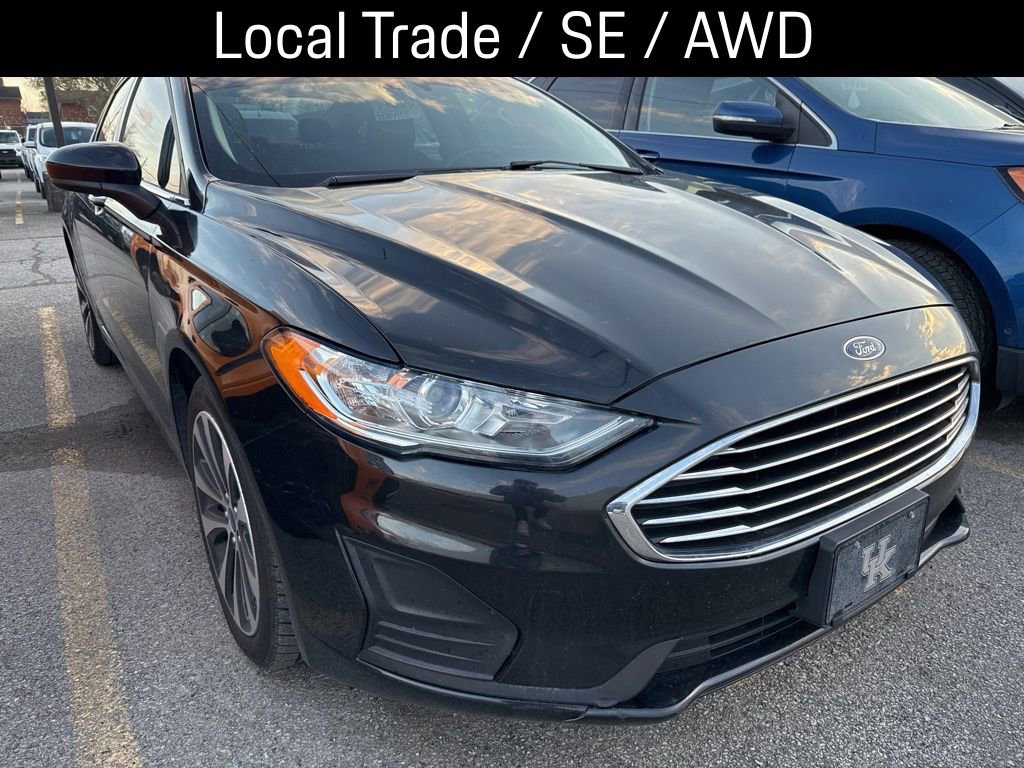 Used 2020 Ford Fusion SE image 6