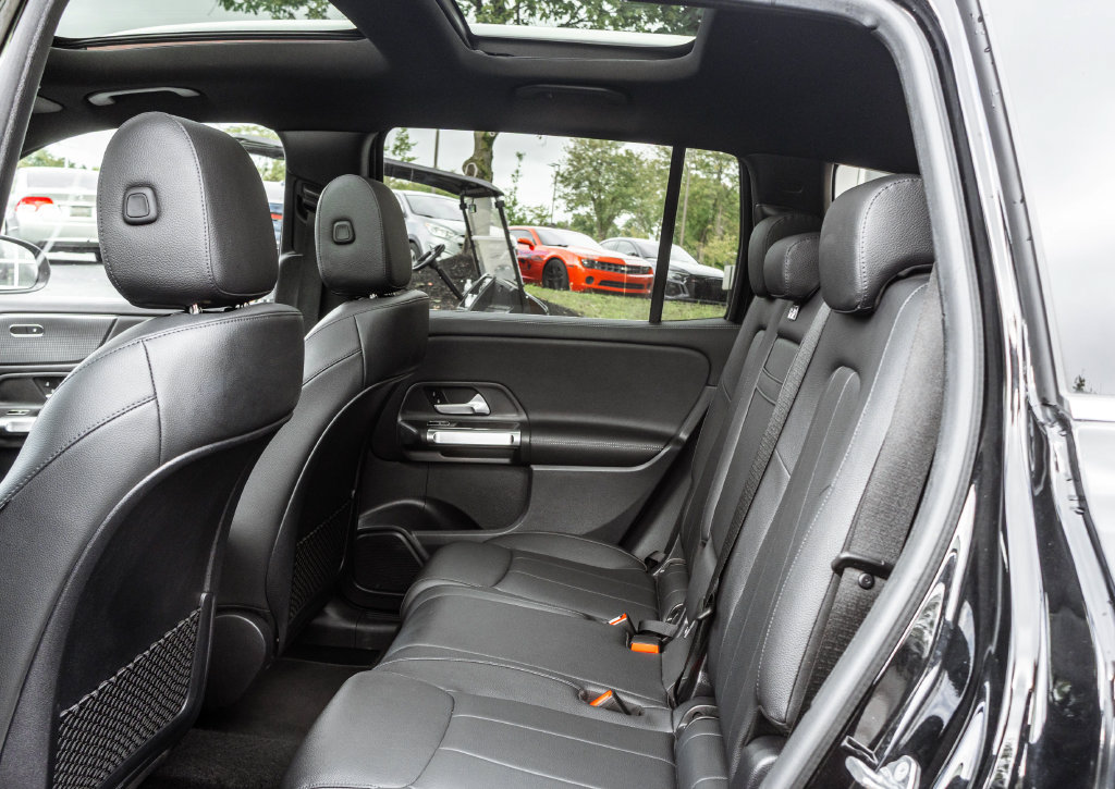 Used 2022 Mercedes-Benz GLB 250 4MATIC w/ Premium Package Lite image 24