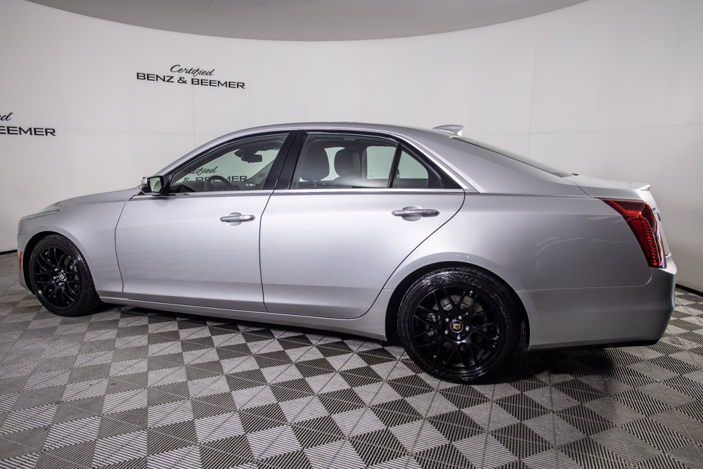 Used 2018 Cadillac CTS Premium Luxury RWD image 11