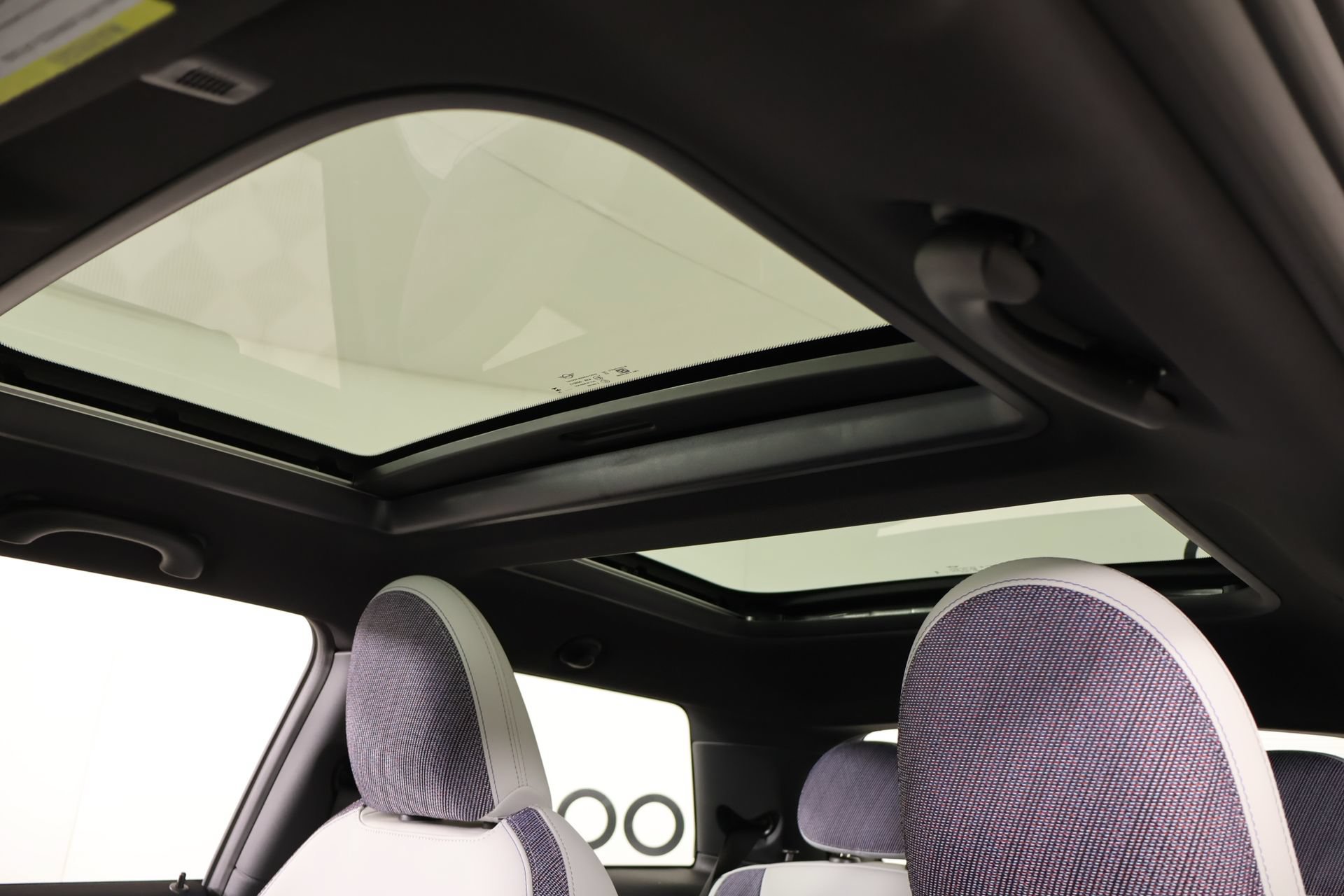 New 2026 MINI Cooper 2-Door Hardtop FWD image 12
