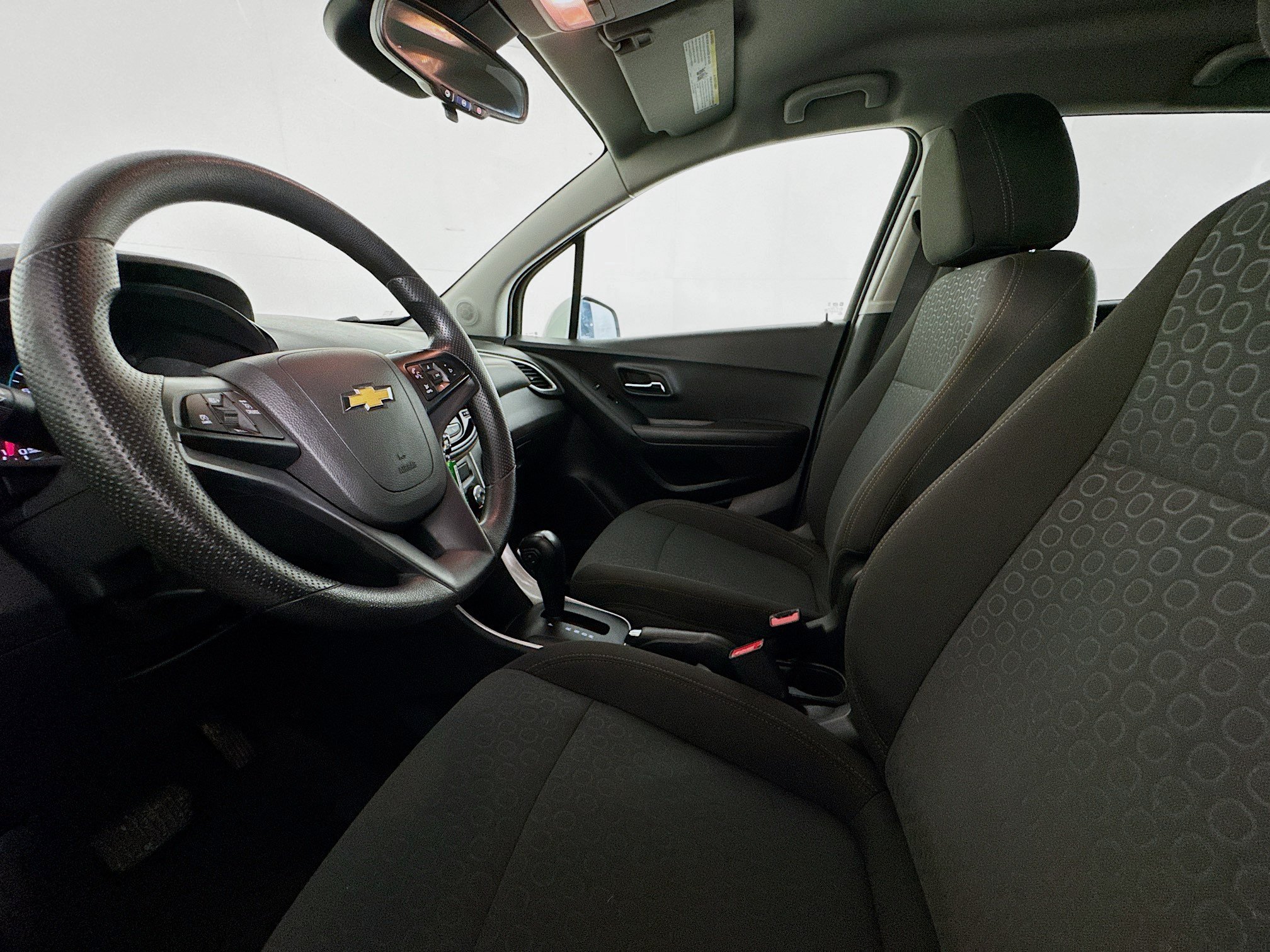 Used 2020 Chevrolet Trax LS w/ Tint and Cruise Package FWD image 19