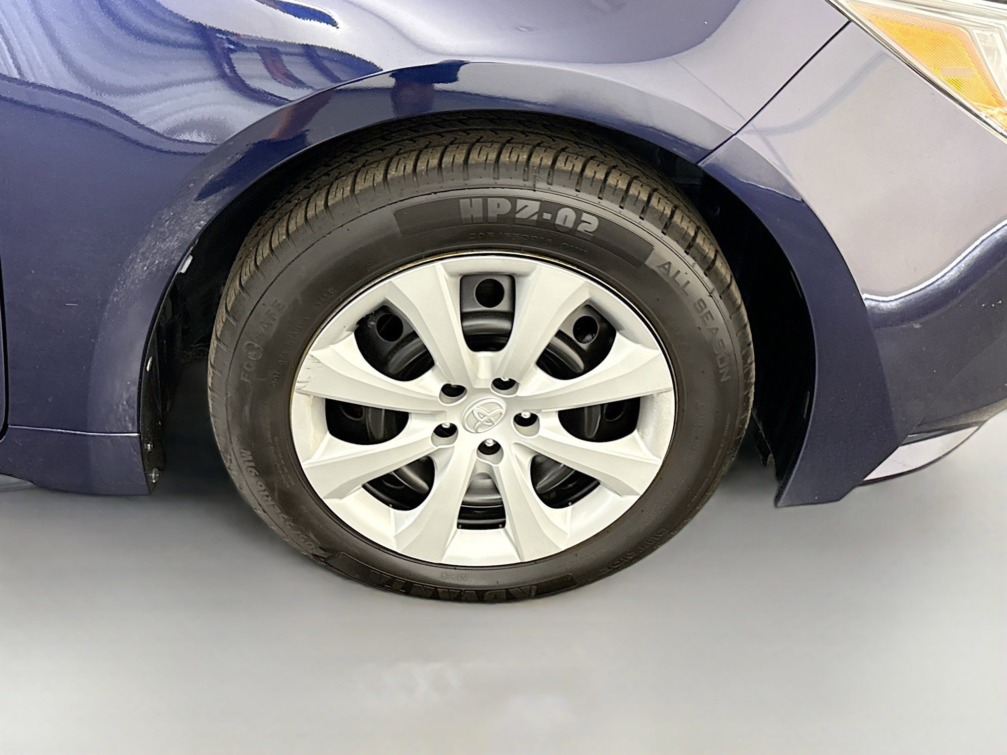Used 2021 Toyota Corolla LE image 31